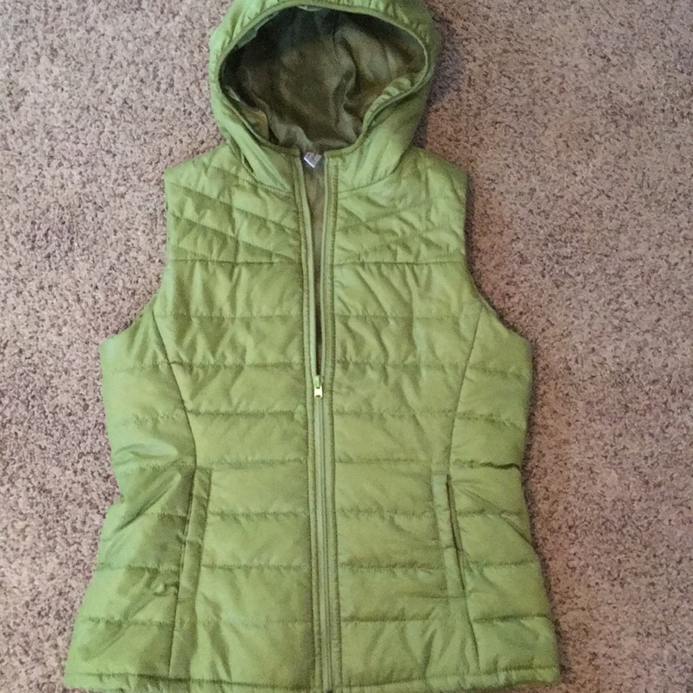 Green vest!